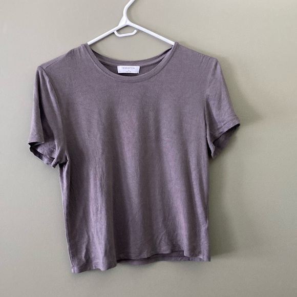 Babaton Grayish/Green T-Shirt - Picture 1 of 6